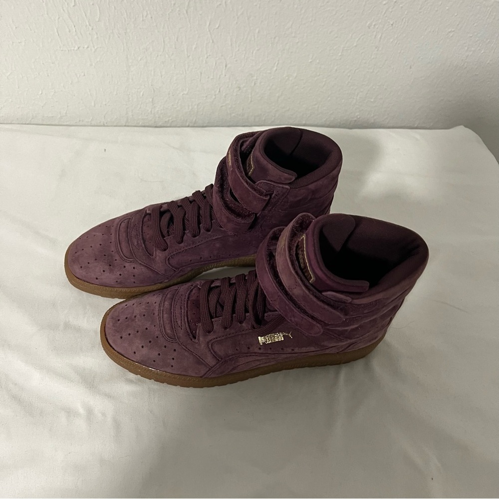 Puma Women’s High-Top Suede Sneakers in Burgundy - Picture 2 of 10